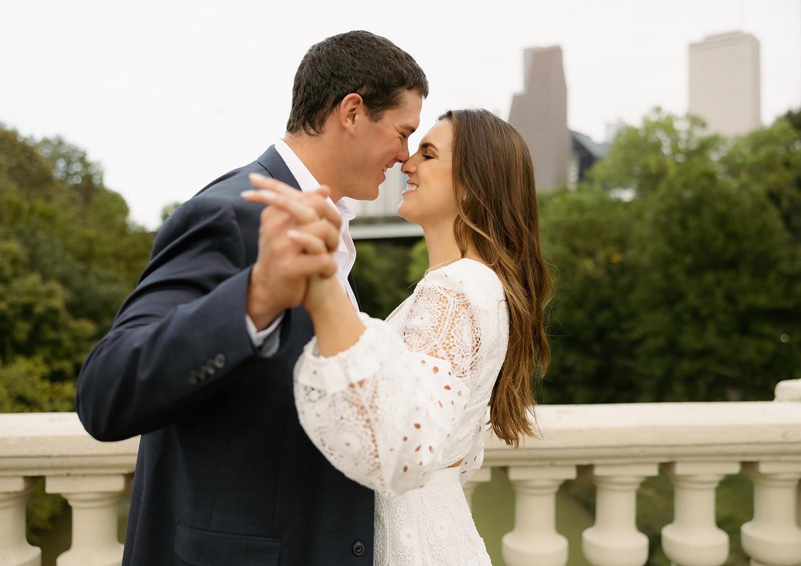 The Wedding Website of Megan Metcalf and Charlie Vatterott