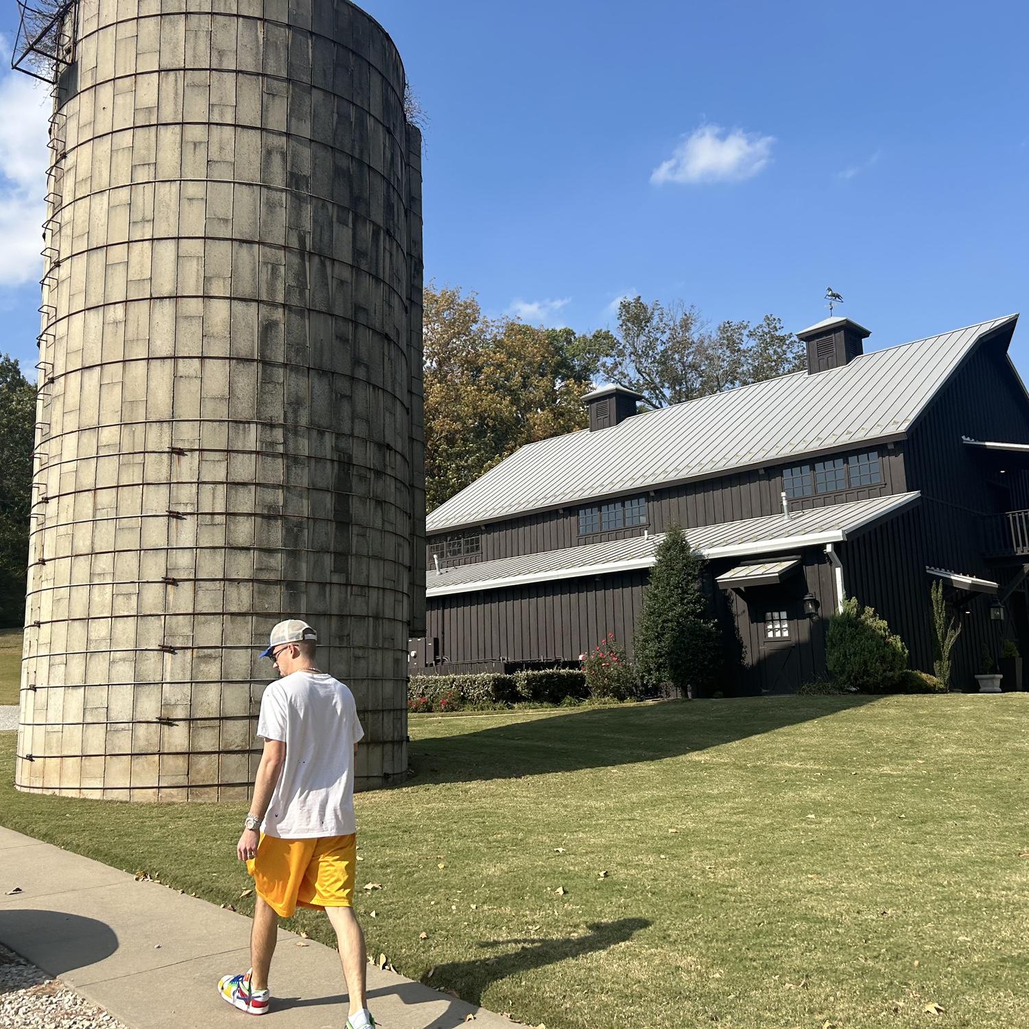 first time seeing the wedding venue