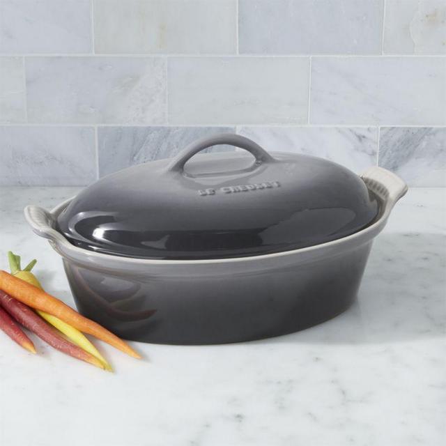 Le Creuset ® Heritage Oyster 2.5-Qt. Covered Oval Casserole