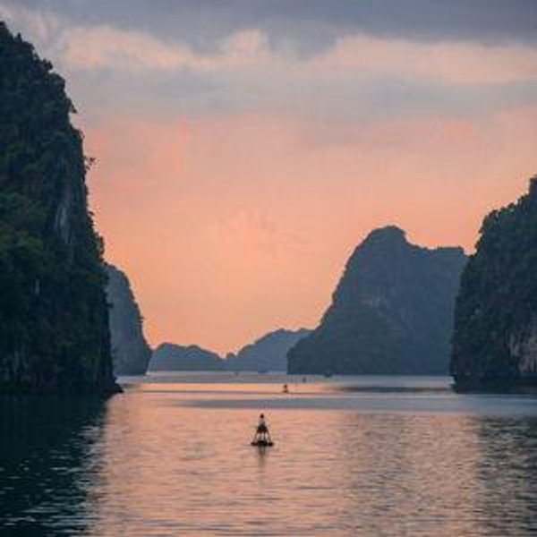 Overnight Cruise in Ha Long Bay Vietnam