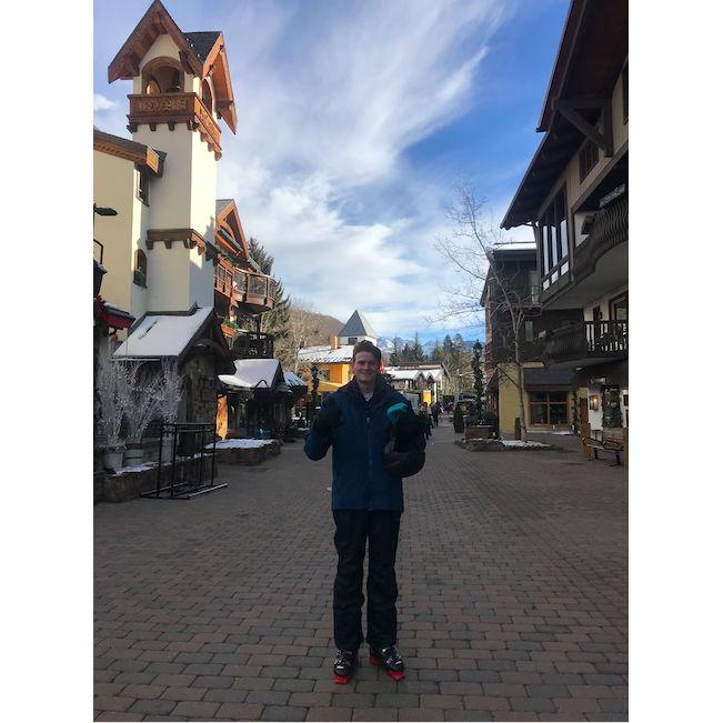Skiing in Colorado (Not pictured- Steph, who was definitely hitting the slopes then - December 21 2021)