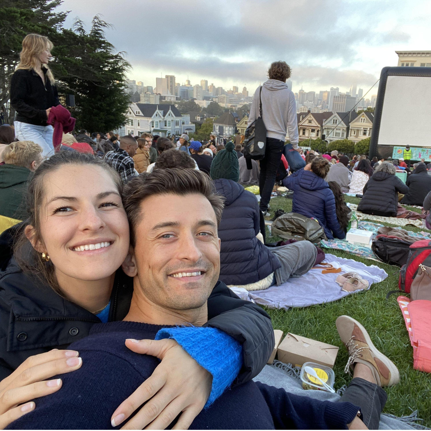 Outdoor movie date night at Alamo Square park <3