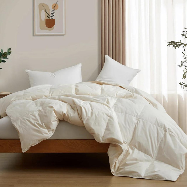 King Size Lightweight Organic Cotton Down & Feather Comforter