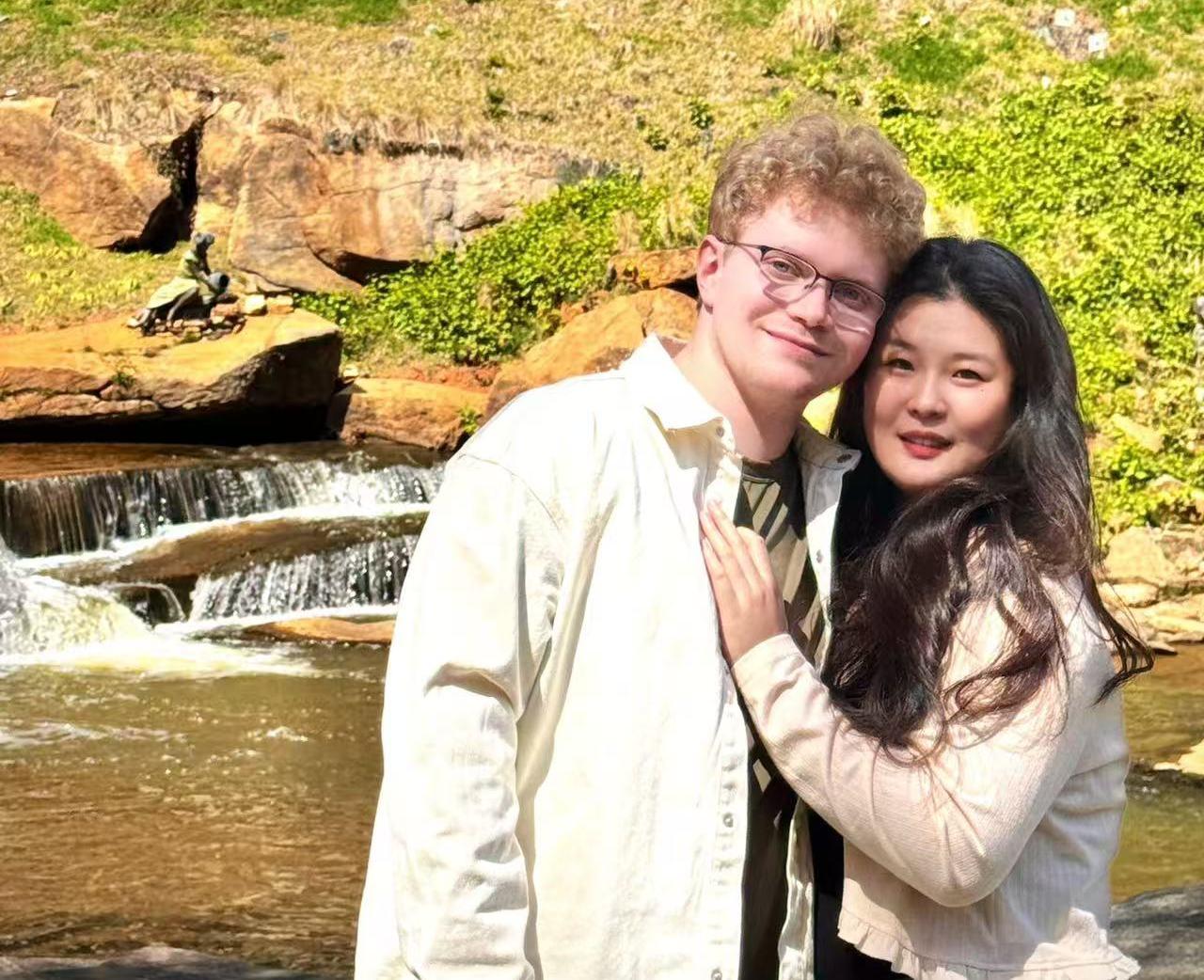 The Wedding Website of Wesley Layton and Enci Yu