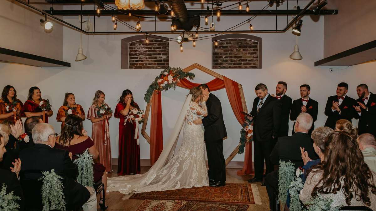 Bushnell Event Center Wedding Venues Zola