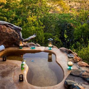 Private Hot Tub / Spa Experience in the Bush