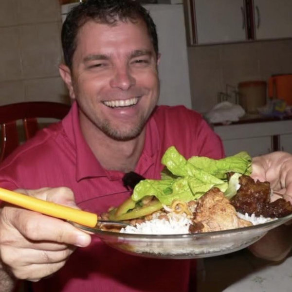Comer primeiro no dia da festa