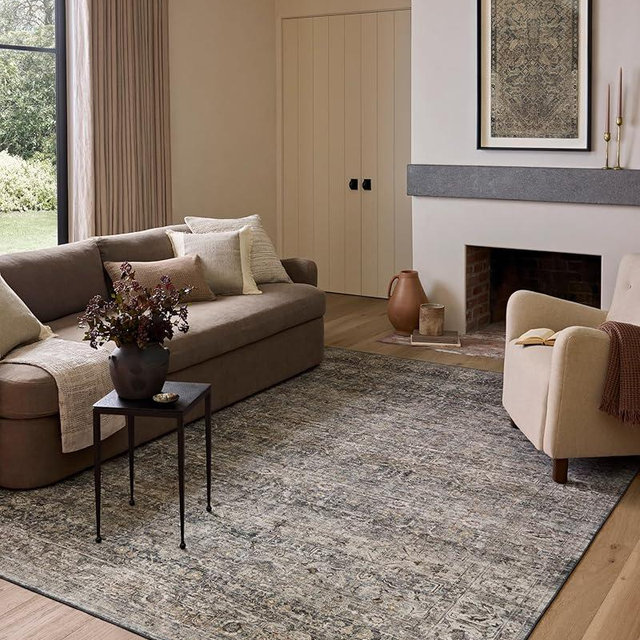 Loloi Amber Lewis Josie Collection JOS-05 Dove/Gold 2'-6" x 7'-6" Runner Rug
