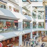 Fashion Square