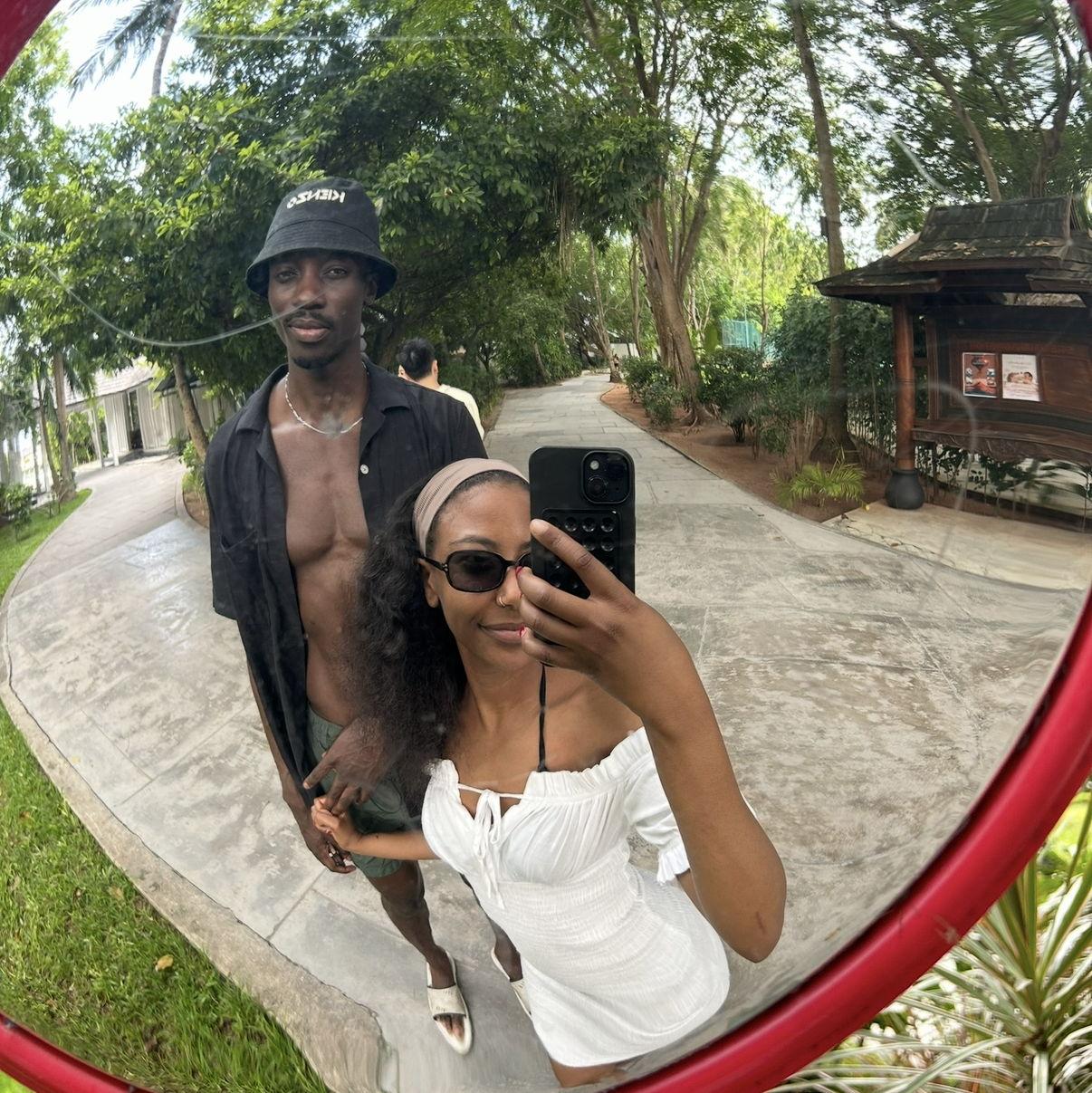 We love to travel and no trip so far quite has our heart like the Maldives.