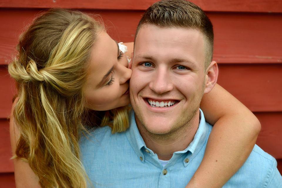 The Wedding Website of Becca McDonald and Austin Faulconer