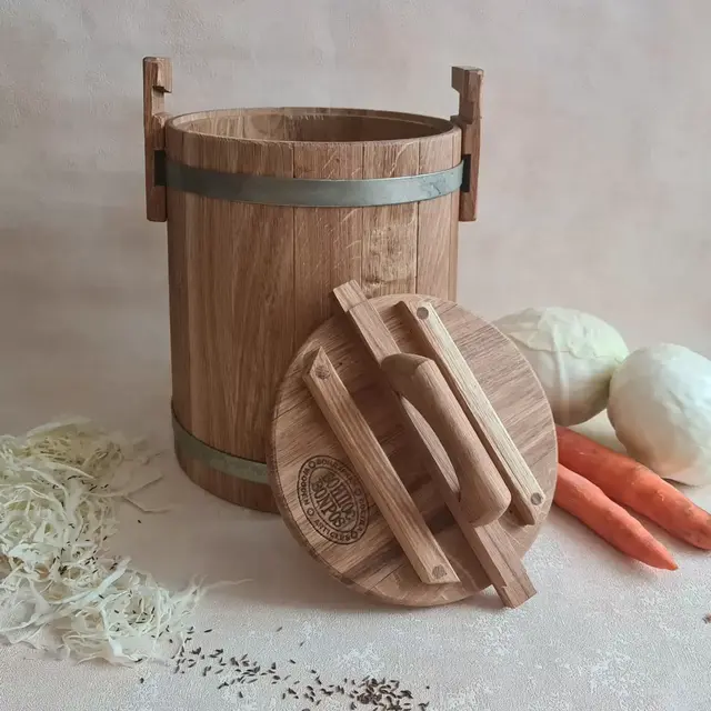 Gallon Fermentation Crock for making Kimchi and Pickles!