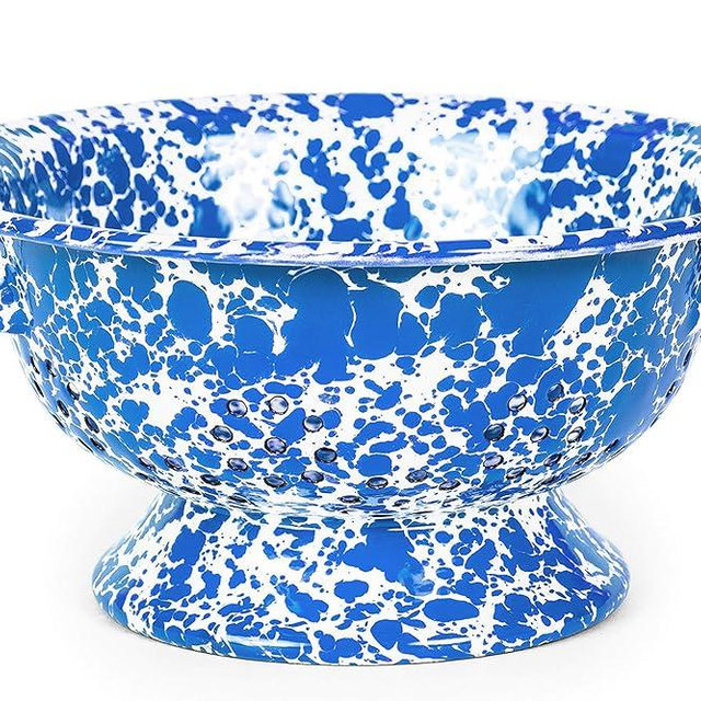 Enamelware Berry Colander, 1 quart, Blue/White Splatter