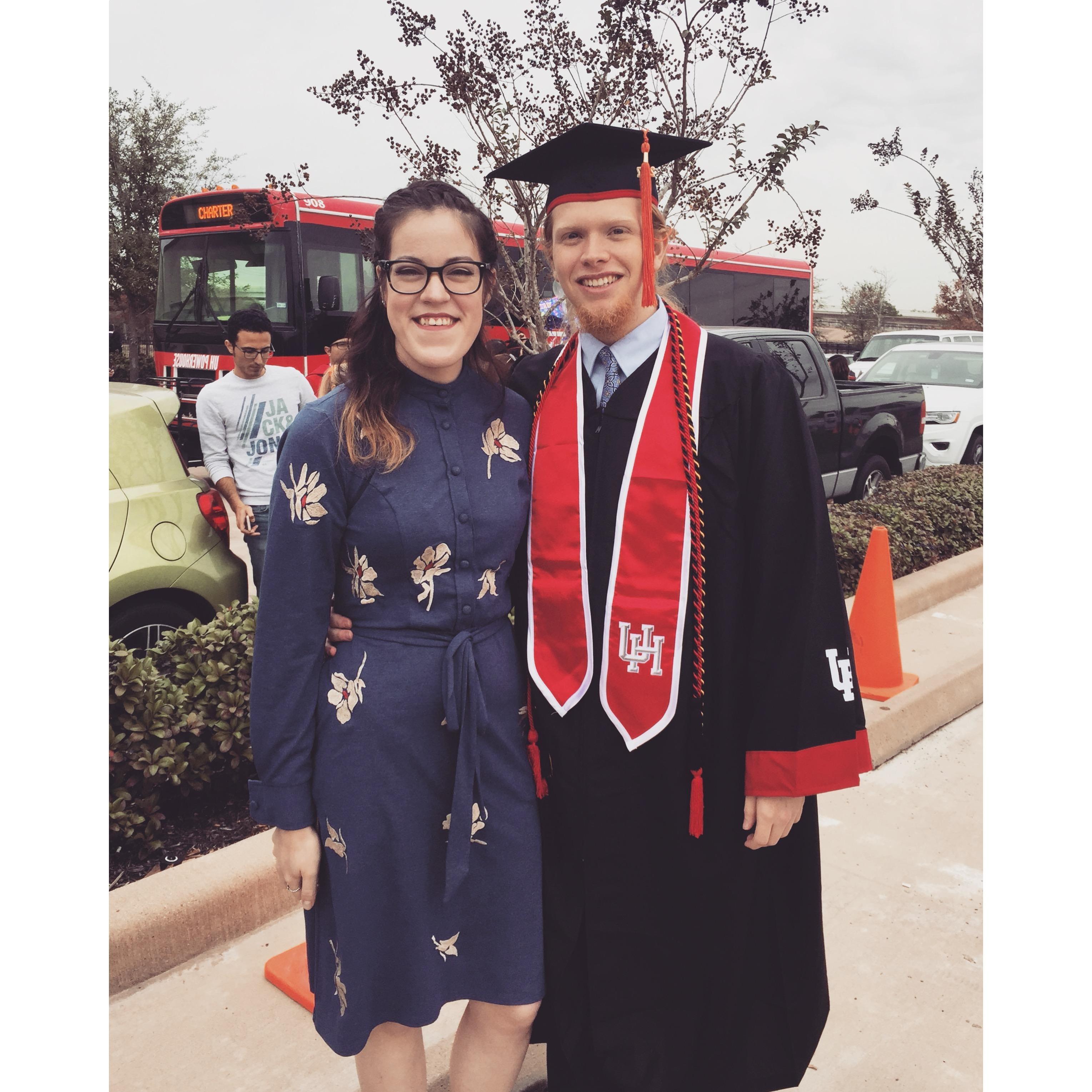 J.P.'s college graduation! Rach was still new to their lives but his family was very sweet and included her in every festivity they planned to celebrate him.