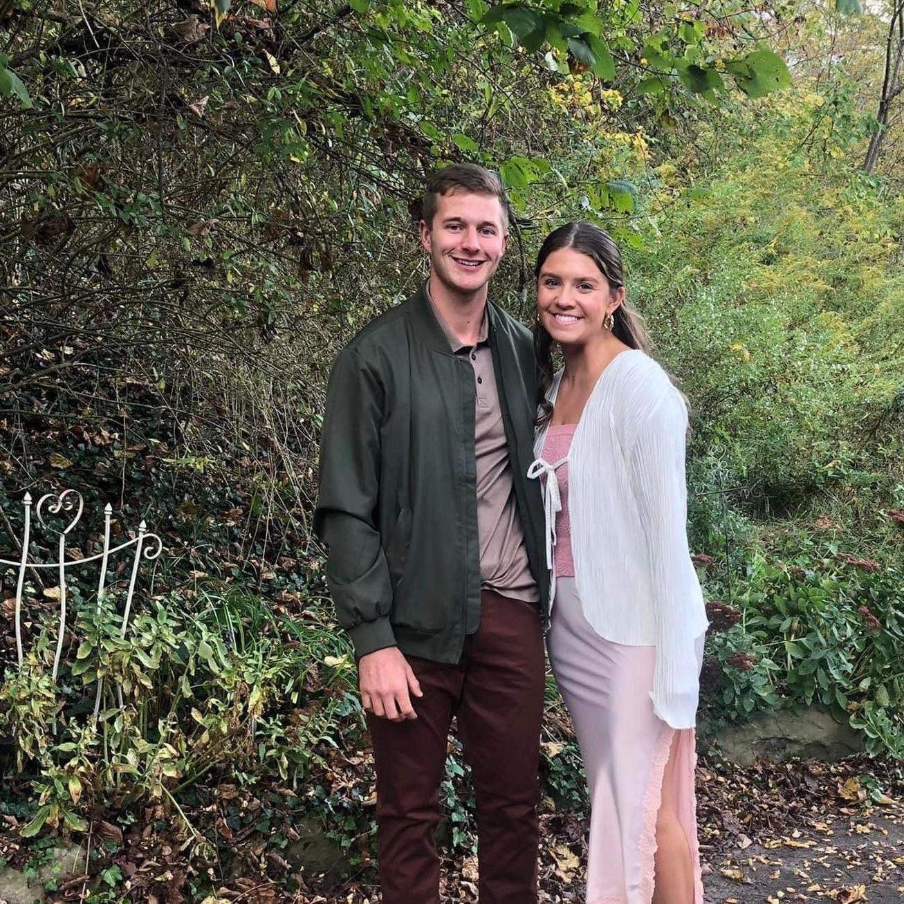 Wendy snuck a quick picture before Hannah's surprise engagement! Matt looks nervous