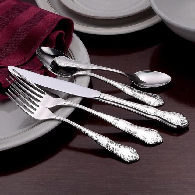 Martha Washington 65 Piece Flatware Set