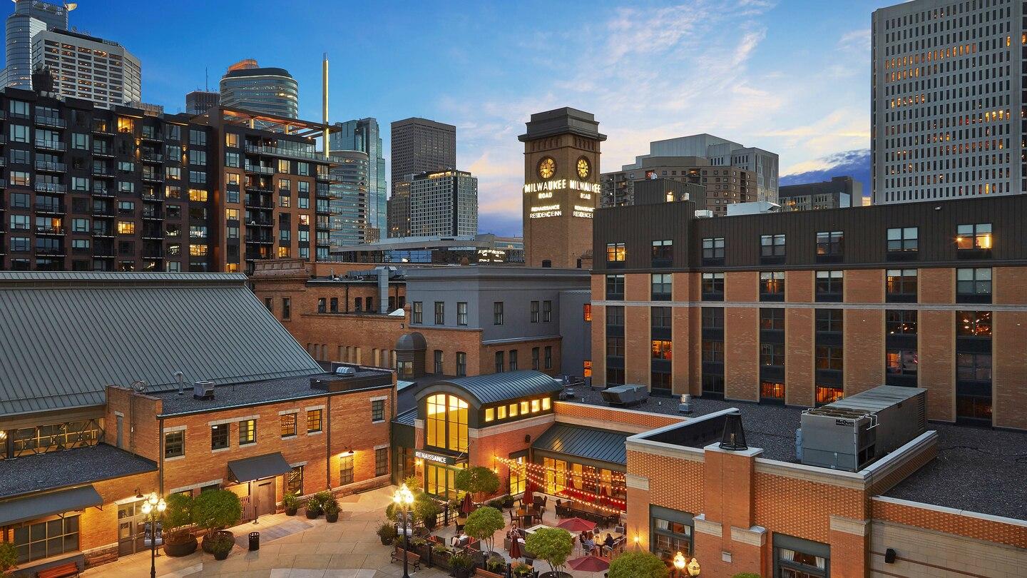 The Wedding Website of Janelle Bruner and Sam Wagenheim