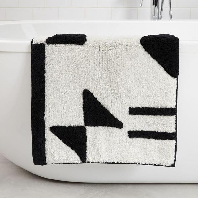 Organic Tossed Shapes Bath Mat, 20"x34", Black