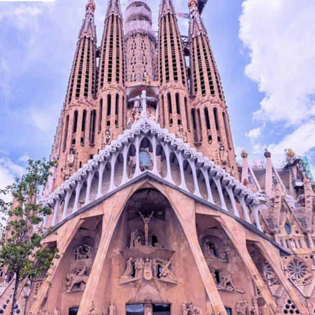 Sagrada Família Guided Tour