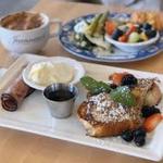 Jeannine's Restaurant & Bakery