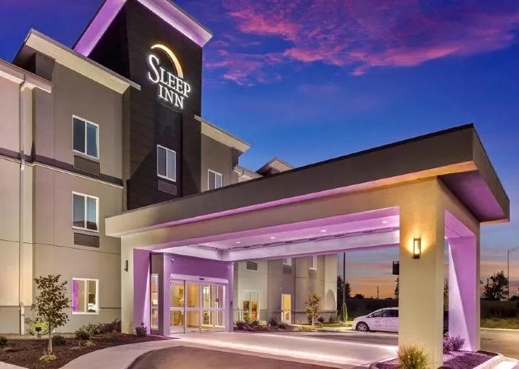 The Wedding Website of Sierra Chelsvig and Cory DeVries