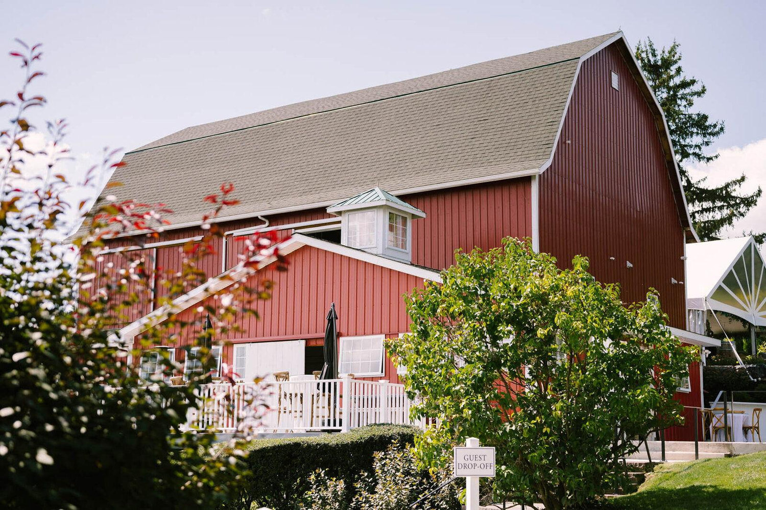 The Wedding Website of Jennifer Biondi and Natalie Siedhof