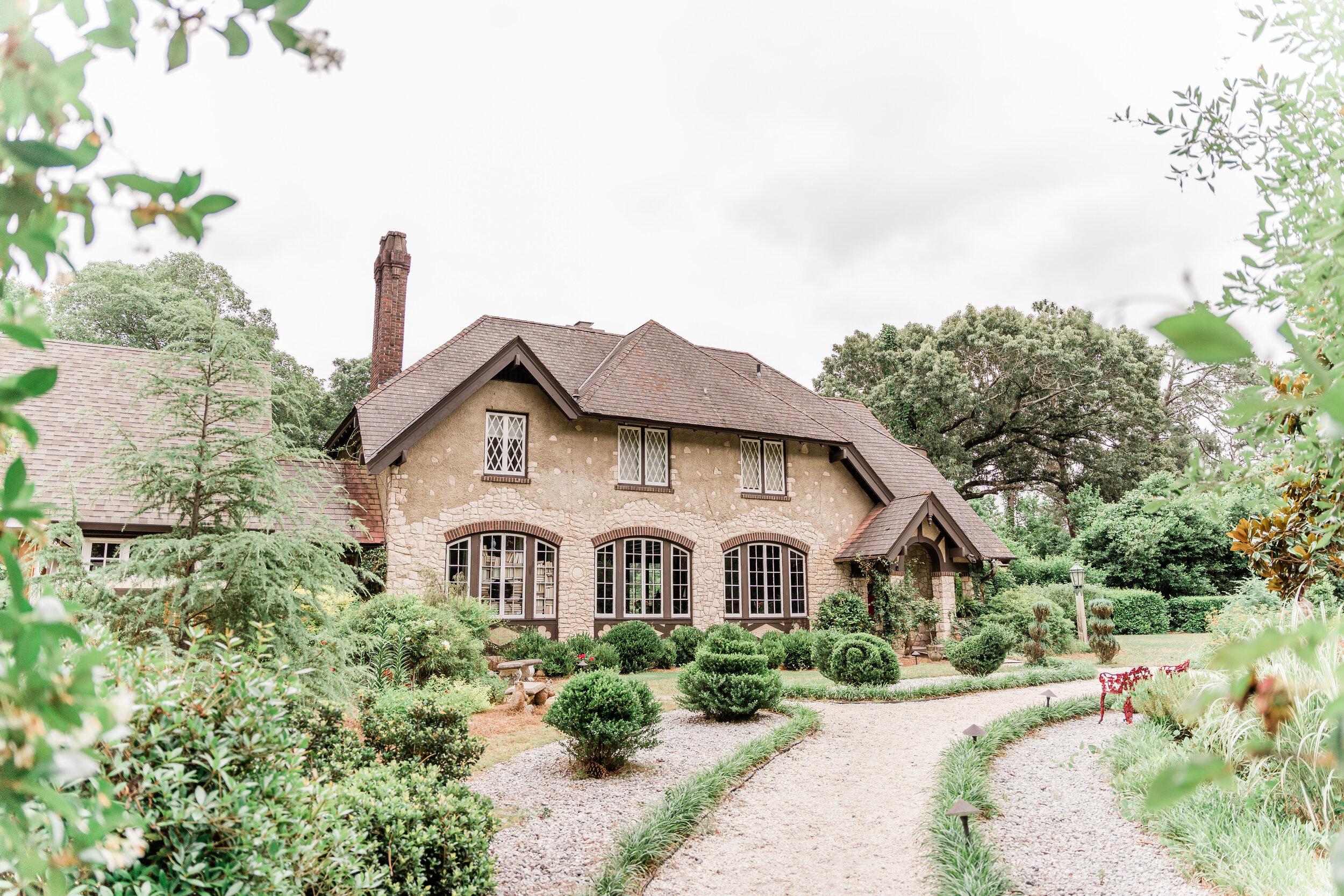 The Wedding Website of Olivia Brillinger and Daniel Cooper