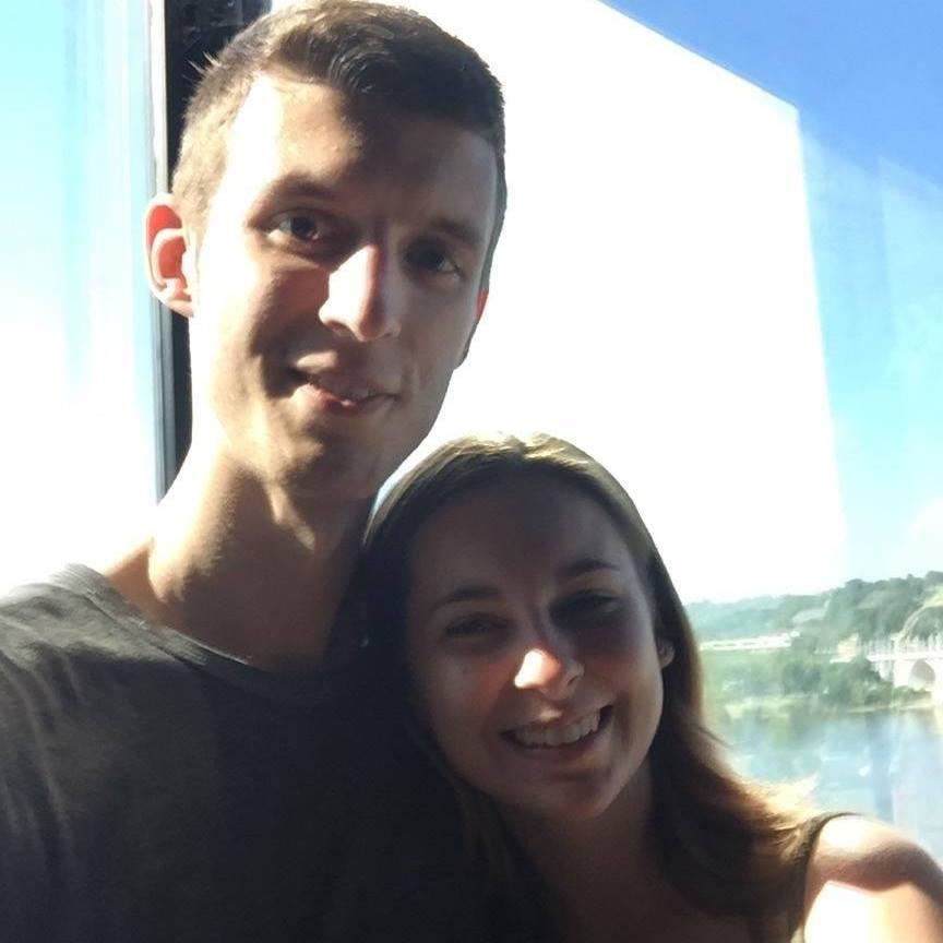 May 15, 2017: Visiting the Tenessee Aquarium in Chattanooga before Kyle left to go back to Raleigh!