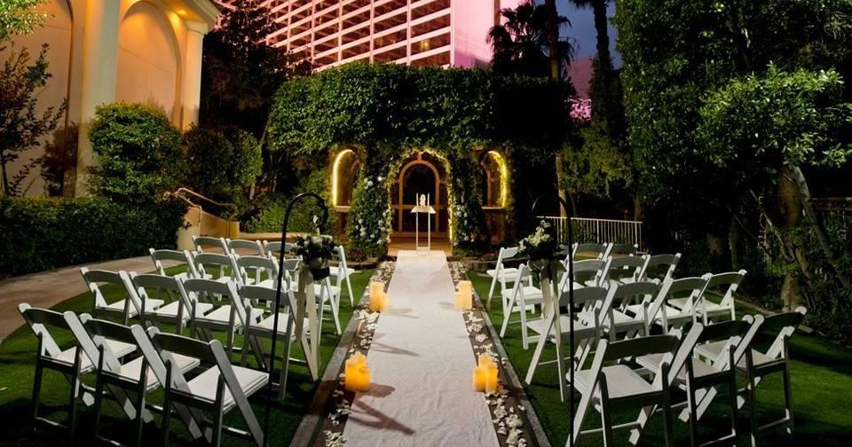 The Wedding Website of Jessica Greenwood and Tevin Greenwood