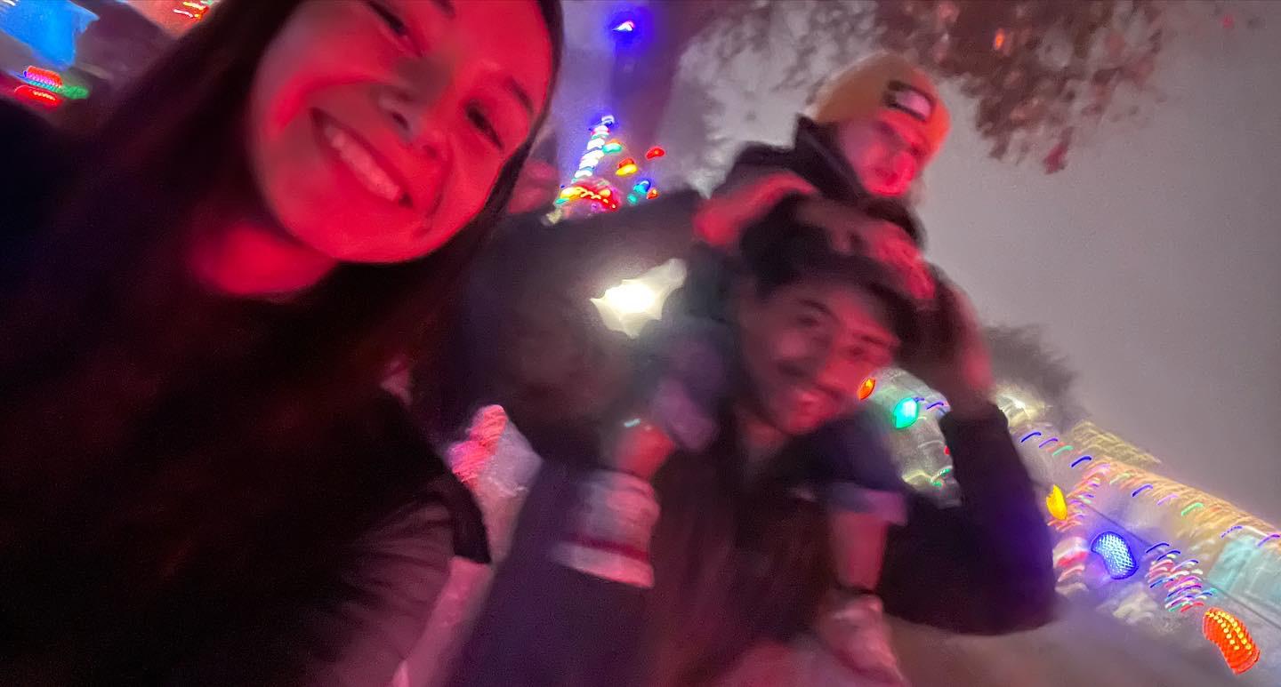 December 25, 2022. Christmas circle!