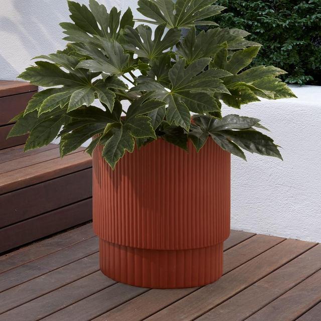 Fluted Planter, Terracotta, Large