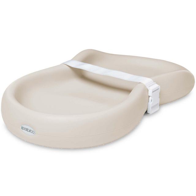 Keekaroo® Peanut Changer in Vanilla