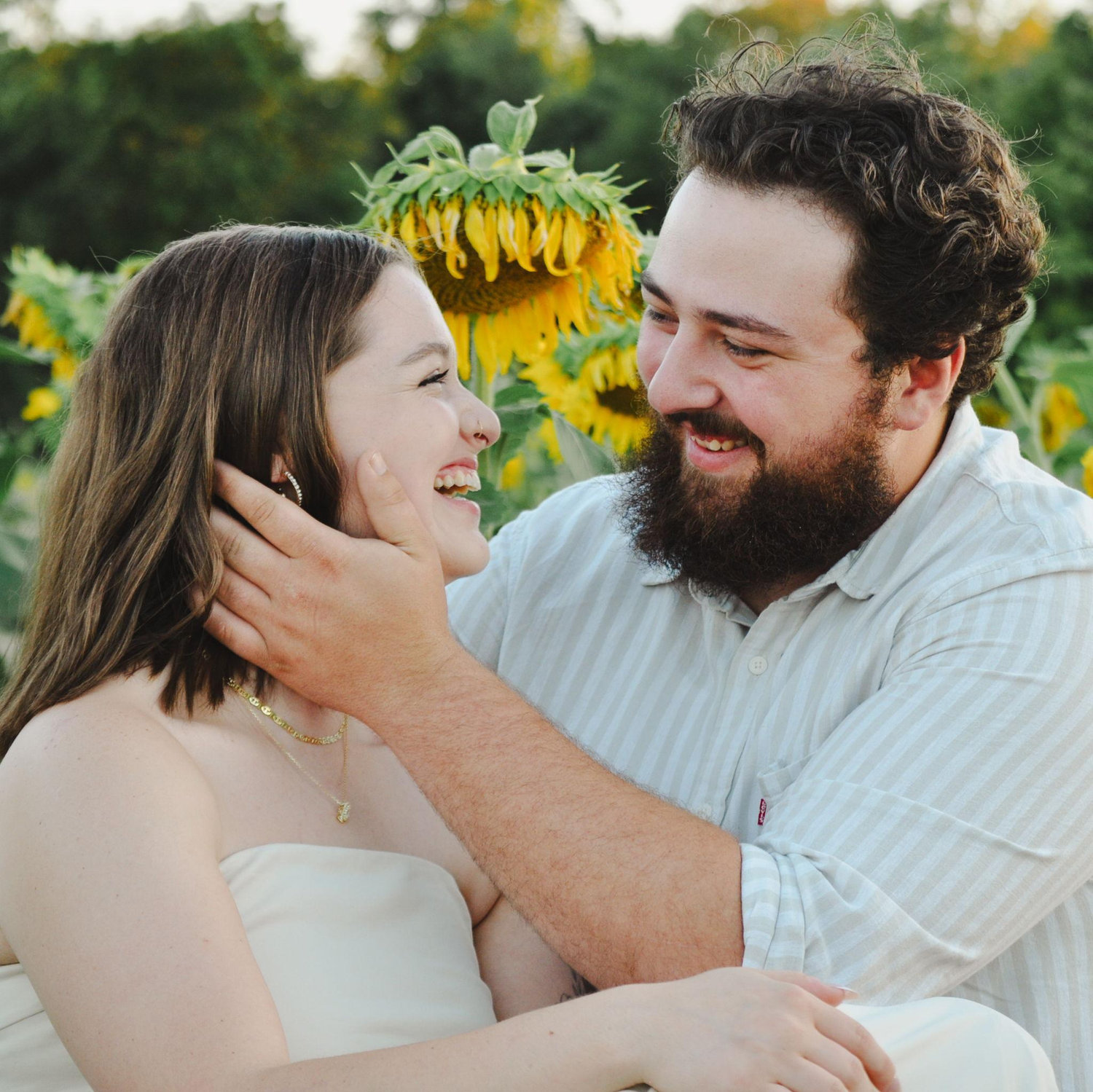 Engagement photos at Solomon Farms in Fort Wayne, IN