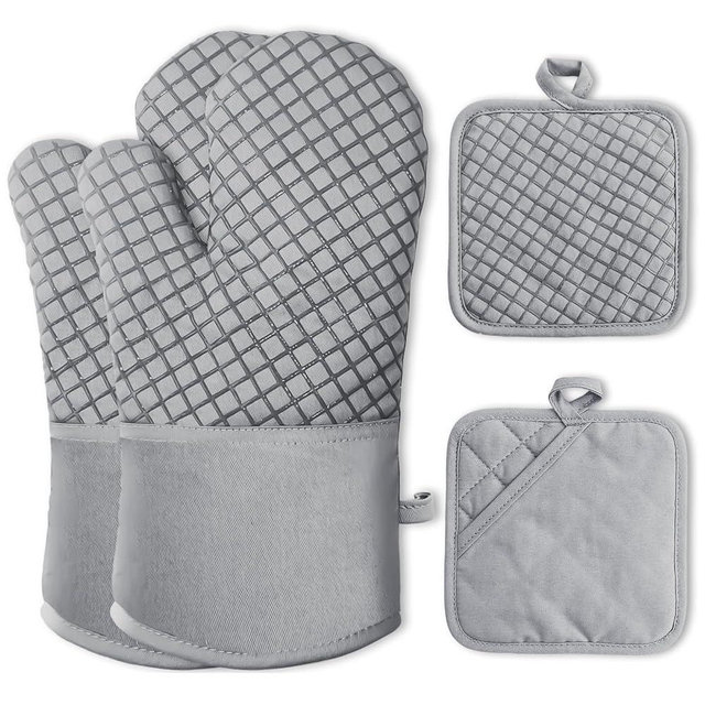 4 Pcs Oven Mitts and Pot Holders,High Heat Resistant 500 Degree Glove with Silicone Non-Slip Surface,Extra Thicken Long Kitchen Cotton Oven Glove for Baking,Cooking,Grilling(Light Gray)