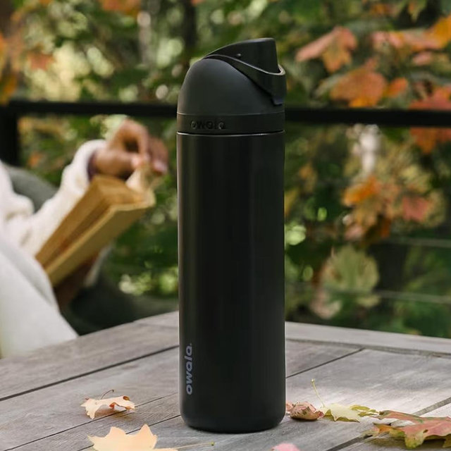 Owala FreeSip Insulated Stainless Steel Water Bottle with Straw, BPA-Free Sports Water Bottle, Great for Travel, 24 Oz, Very, Very Dark