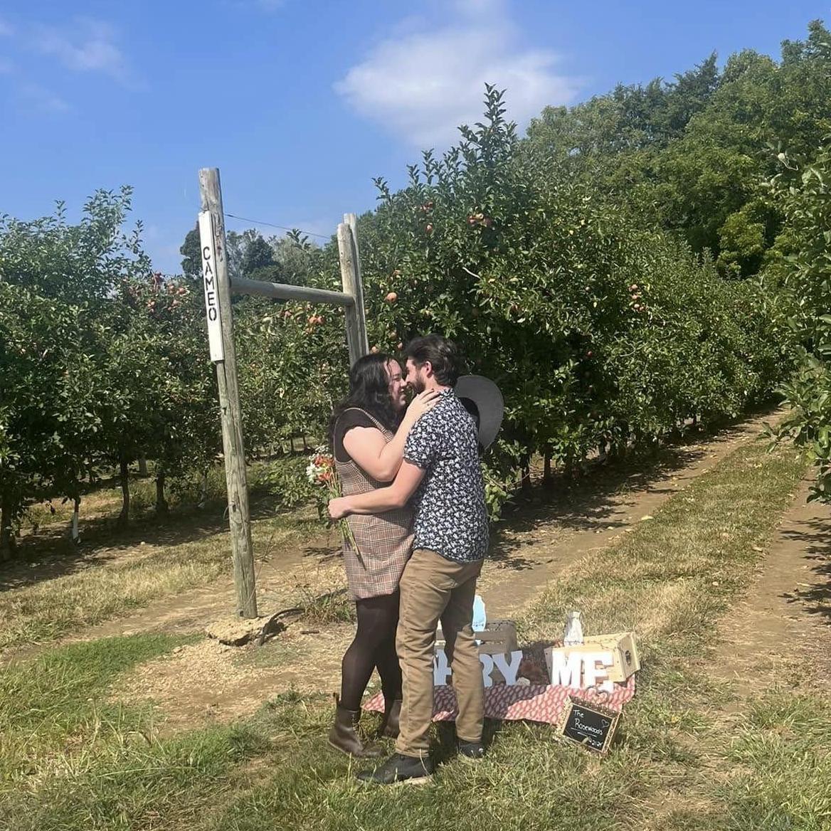 We're getting married!!