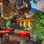 Pia's Trattoria