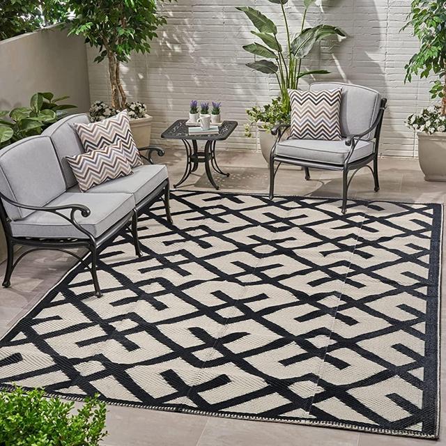 Reversible Mats - Plastic Straw Rug, Outdoor Rug, Modern Area Rugs, Large Floor Mat for Outdoors, RV, Garden, Patio, Backyard, Deck, Picnic, Beach, Trailer, Camping, Black & Beige, 5' x 8'