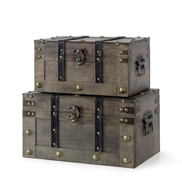 Soul & Lane Wood Treasure Chests - Set of 2, Antique Storage Trunks, Decorative Wooden Storage Boxes with Hinged Lids for Keepsakes and Home Décor