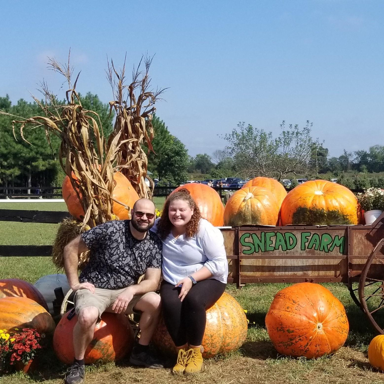 Snead's Asparagus Farm for some Pumpkin picking!