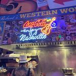 Robert's Western World