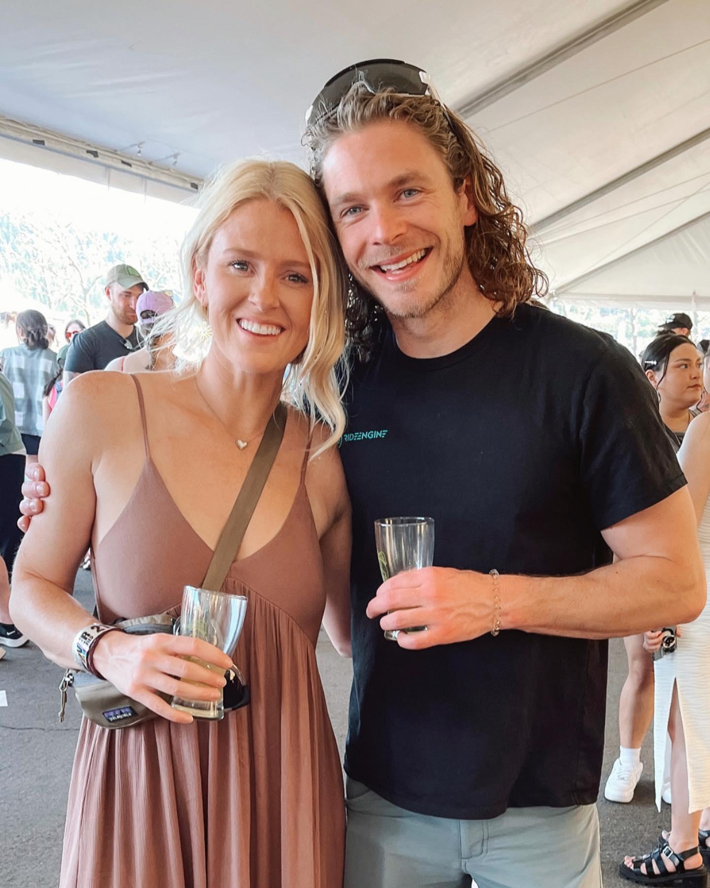 The Wedding Website of Jamie Alliston and Hanson Urdahl