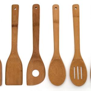 Lipper International 826 Bamboo Wood Kitchen Tools in Mesh Bag, 6-Piece Set