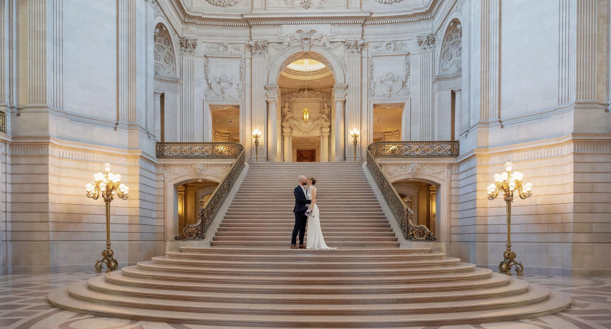 The Wedding Website of Kelly Burk and Mateo Davis