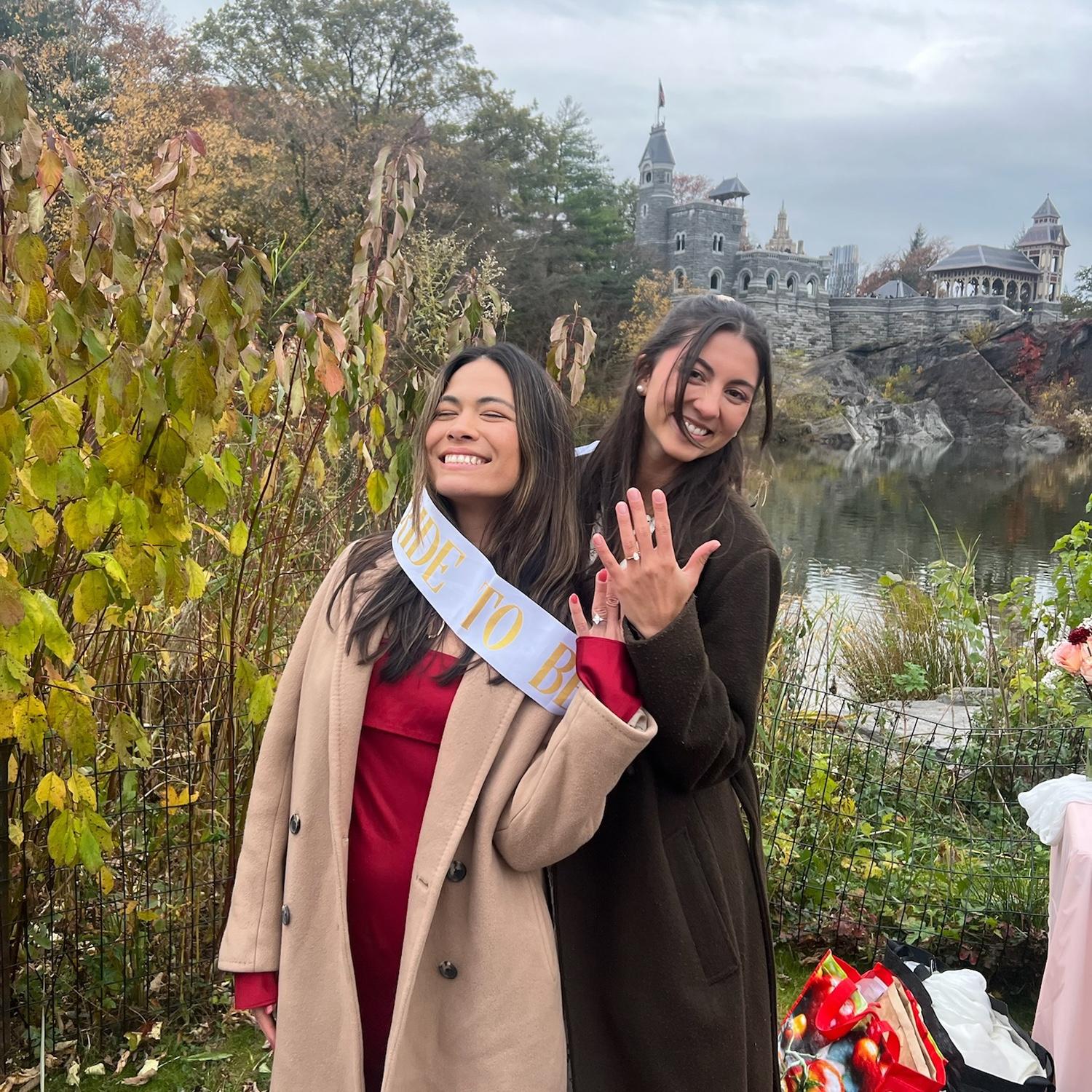 Roomie Hannah engaged a week before me :')