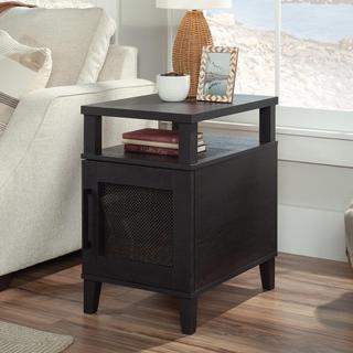 Tiffin Line Side Table