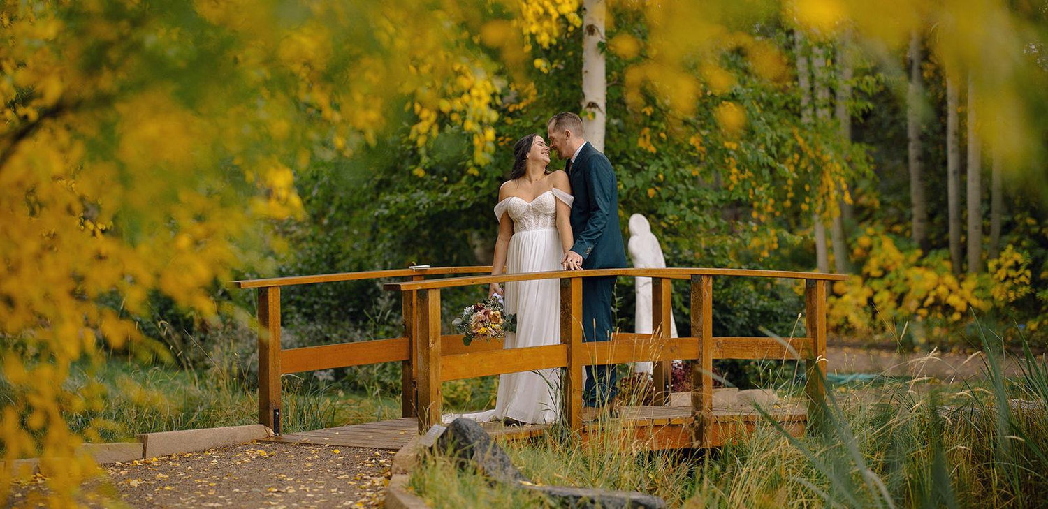 The Wedding Website of Bayley Warren and Cheyne Fiesthumel