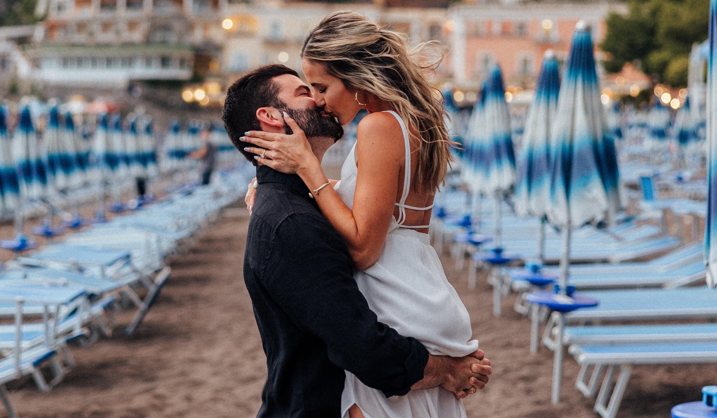 The Wedding Website of Leslie Wood and AJ Williams