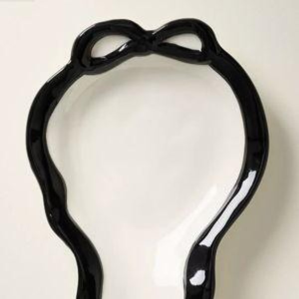 Benedita Bow Stoneware Spoon Rest