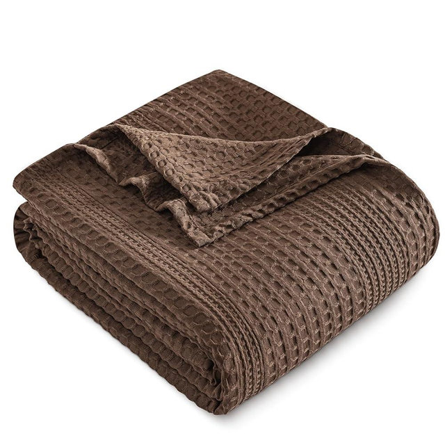 PHF Lightweight Waffle Weave Blanket King Size, Breathable & Ultra Soft, 104"x 90" Soft & Cozy Thin Blanket, Perfect for Summer & Hot Sleepers, Bed, Home Decor - Cocoa Brown